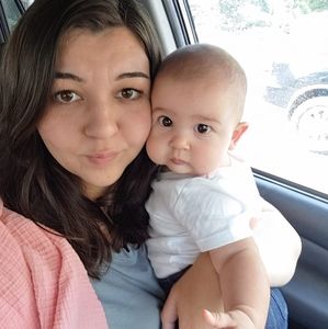 Meet your Posher, Kiya